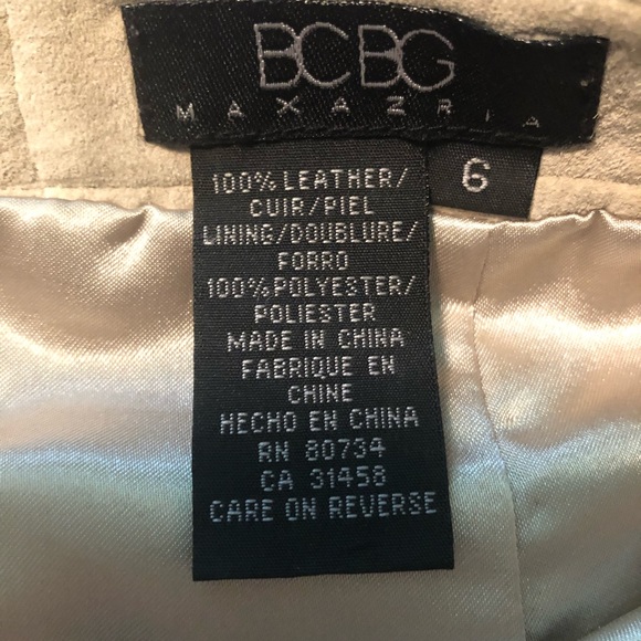 2001 Suede BCBG laser cut hem size 6 cream skirt - Picture 2 of 5